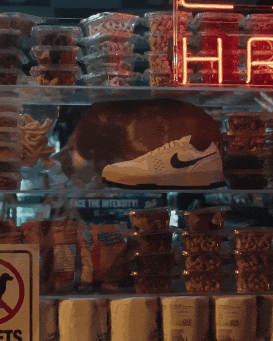 工人的「工鞋」是个新故事j9国际站Nike 打(图2)