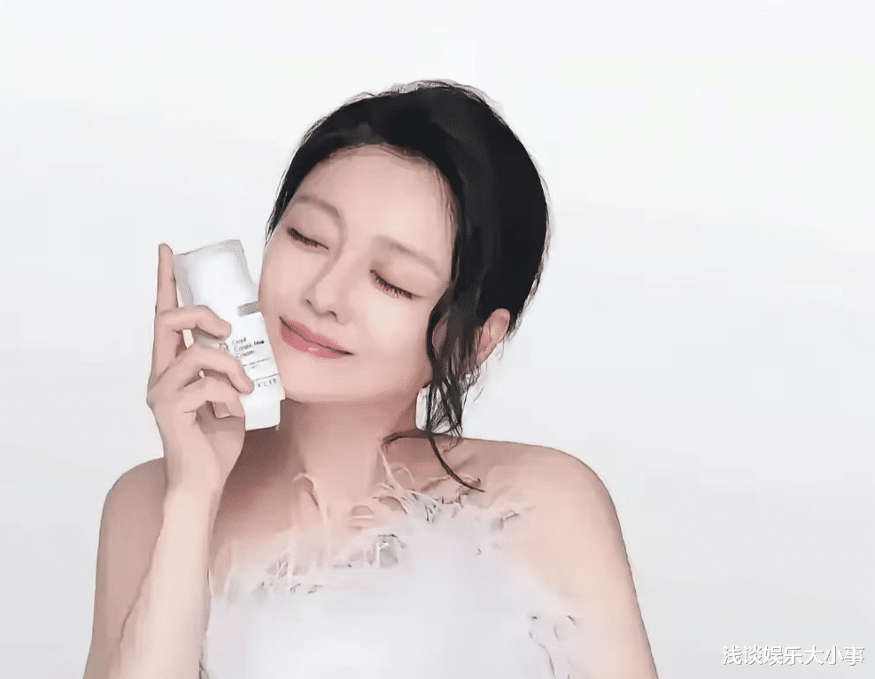 事一桩但一个细节被揭好事又变成了坏事九游会·j9网站大S代言续约本是好(图1)