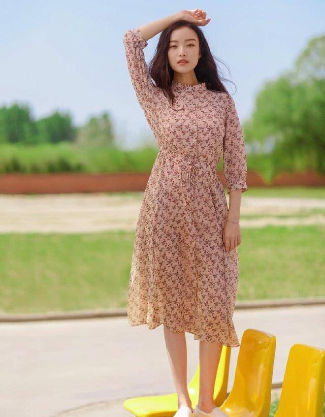 这3双鞋子尤其第2双男生一看就讨厌九游会J9女生穿裙子时尽量不要搭(图9)