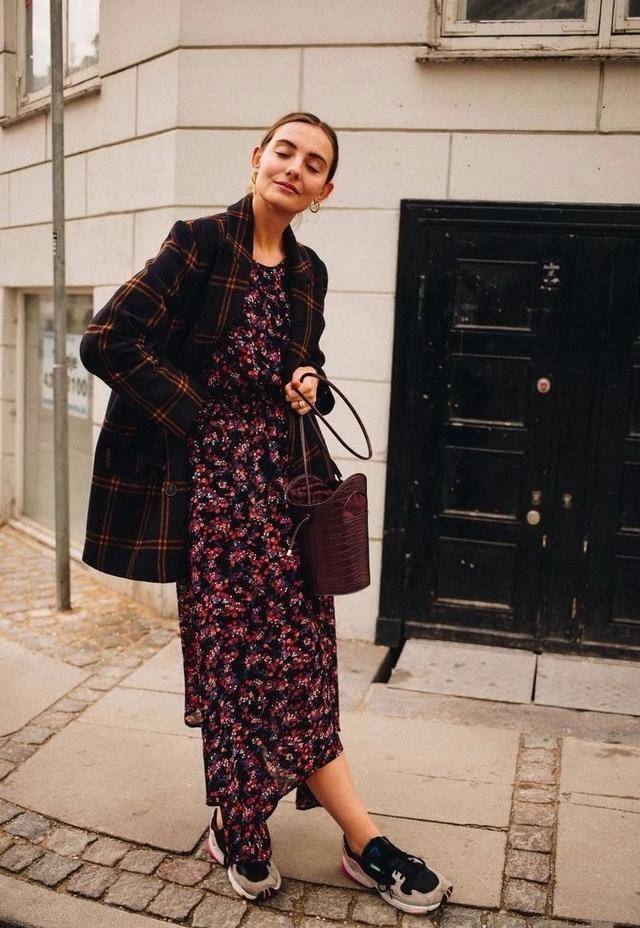 这3双鞋子尤其第2双男生一看就讨厌九游会J9女生穿裙子时尽量不要搭(图11)